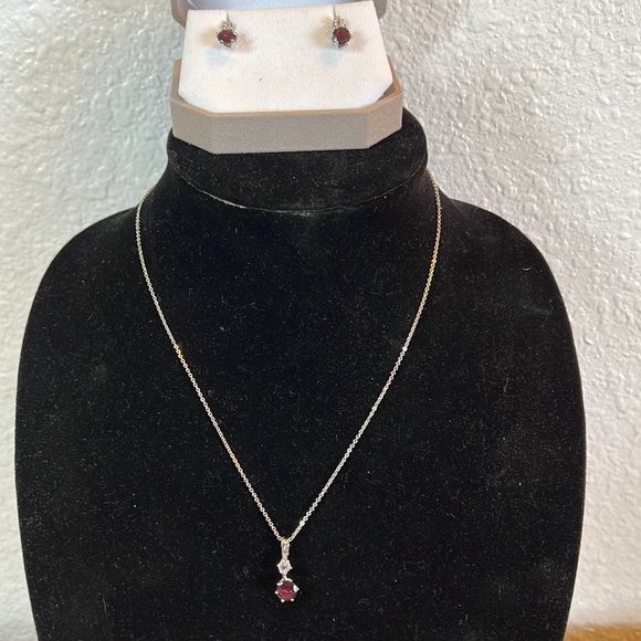 necklace & earring set - Picture 3 of 5